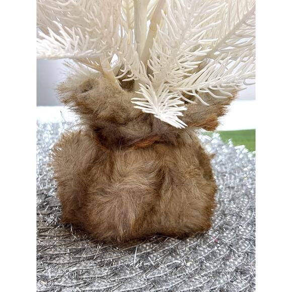 Vintage Small Artificial White Christmas Trees Plastic Branches in Faux Fur Base - Picture 6 of 10